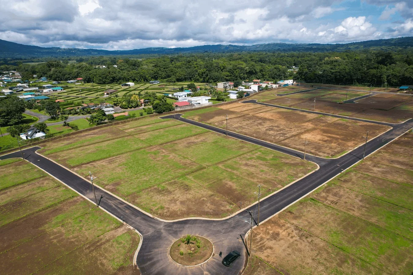 Condominio La Granja Propiedad 77 